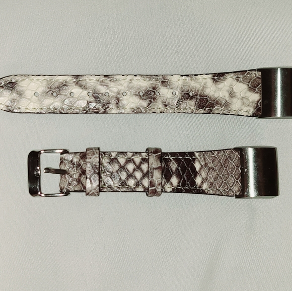 fitbit Other - Fitbit charge 3 or 4 band